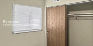 1006 East 15th Avenue Gallery 13