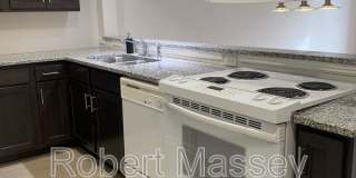 2745 Grinstead Drive Gallery 4