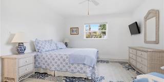 725 Dahlia Lane Gallery 15