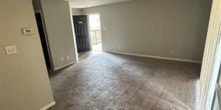 831 Applewood Lane Gallery 1
