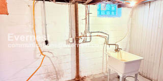 13737 Capitol Street Gallery 28