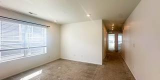 NEARLY NEW 3-bed Paired Home in Senderos Creek community! NEARLY NEW 3-bed Paired Home in Senderos Creek community! Gallery 33