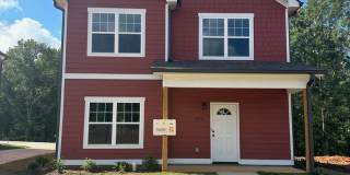 4 Bedroom 4 Bathroom Available in the Spring! Gallery 3