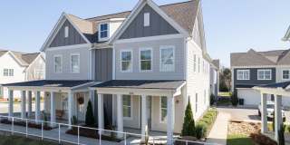 Beautiful 3/2.5 Rental Just Minutes from Downtown Franklin! Gallery 1