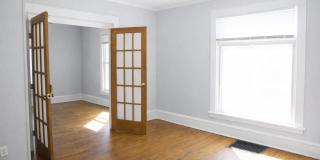 1303-HEN Gallery 8