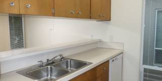 Rent Special: 1/2 Off June's Rent!! - Upstairs 2 Bedroom Unit Gallery 15