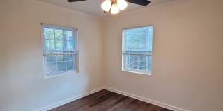 925 N K St Pensacola, FL 32501 | MOVE IN SPECIAL: HALF OFF first full month of rent!!! Gallery 16