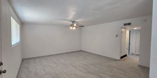 511 N Iroquois  Ave Gallery 4