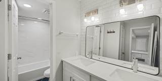 Spacious 1 Bed 1 Bath in the heart of Aurora! LEASING SPECIAL!! Gallery 18