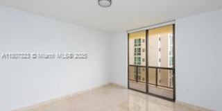 16275 Collins Avenue Gallery 6