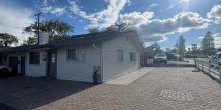 Cozy 2-Bedroom Duplex for Rent! Gallery 1