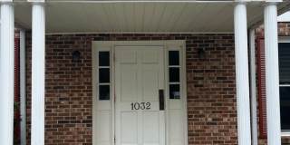 2 Bed, 1 Bath Apartment Gallery 1