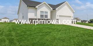 STUNNING HOME!! 4 Bed, 3 Bath Home in Altoona STUNNING HOME!! 4 Bed, 3 Bath Home in Altoona Gallery 3
