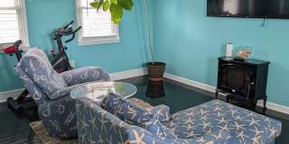 509 E 4th St Street Gallery 13