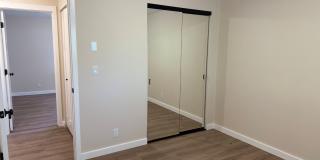 Updated Churchill 3 bedroom 2 bathroom Home Gallery 14