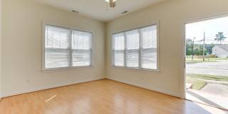 955 Poquoson Avenue Gallery 10