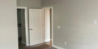 Charming 2BR Condo in Aurora Gallery 1