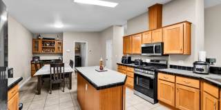 29 Palms home in great neighborhood! Gallery 12