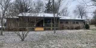 Knoxville 37918 - 3 bedroom, 1.5 bath home in Halls - Contact Lisa Vineyard and Shannon Russell (865) 216-9334 Gallery 1