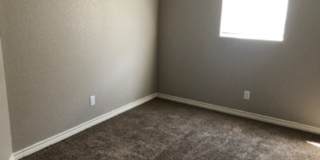 La Place 5th St Gallery 29