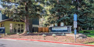 Arbor Walk Apartments Gallery 20