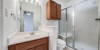 610 Viendo St Gallery 7