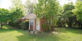 3 Bed / 1 Bath Brick Home near FAMU/Downtown Gallery 4