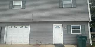 Remodeled 3 Bedroom Townhome Gallery 1