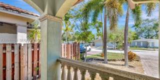 853 SW 11th Ct Gallery 3
