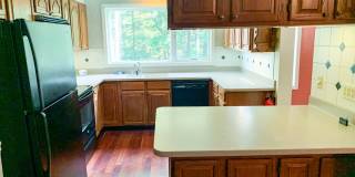 3 Bedroom Condo Available for Aug. 1st Gallery 1