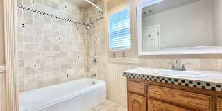 Beautiful Home, in Quiet Country Setting, Large, Private, Fenced Yard Space, with Landscaper Included! Gallery 41