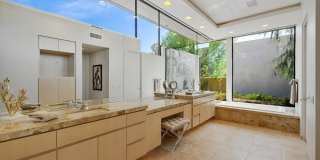 73115 Crosby Lane Gallery 28