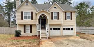 4 Bedroom/3 Bath house in Acworth Gallery 1