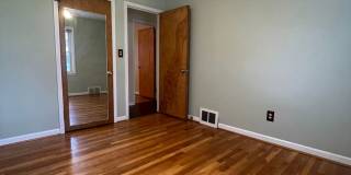 Stunning 3 Bedroom Oasis in Livonia-Move-In Ready!! Gallery 7