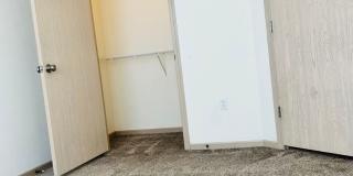 Large 3 Bedroom Apartment, Great Location! Gallery 12