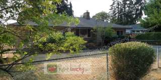 BEAUTIFUL! Unique & Freshly Updated 3-Bedroom Rambler in Great Des Moines Location!! Gallery 1