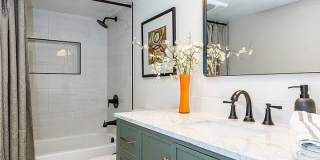 Beautifully Renovated 4-Bedroom Home in Desirable Arbor Heights! Gallery 24