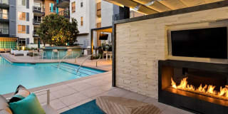 AMLI Uptown Orange Gallery 5