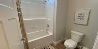 Lakefront at Vineyard Town Center Condo Gallery 16