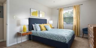 Edgewater Village Apartments Gallery 17