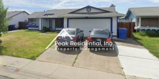 Spacious 3bd/2ba with Bonus Room & 2 Car Garage Gallery 2