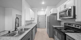 Retreat at Eastlake Gallery 8