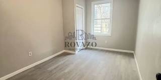 291 West Runyon Street Gallery 2