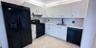 801 SW 133rd Terrace Gallery 2