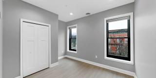 560 Madison Gallery 21
