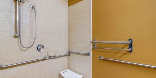 Atlanta - Cumberland Mall Gallery 21