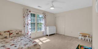 7707 LAKE GLEN Drive Gallery 22