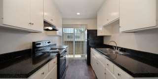 Coast Village Apartment Homes Gallery 18