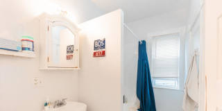 2 Elton St. Gallery 6