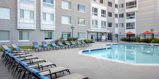 Peninsula Apartments Gallery 10